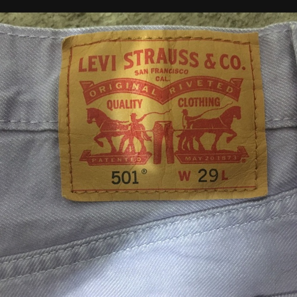 womens purple levi 501 shorts!